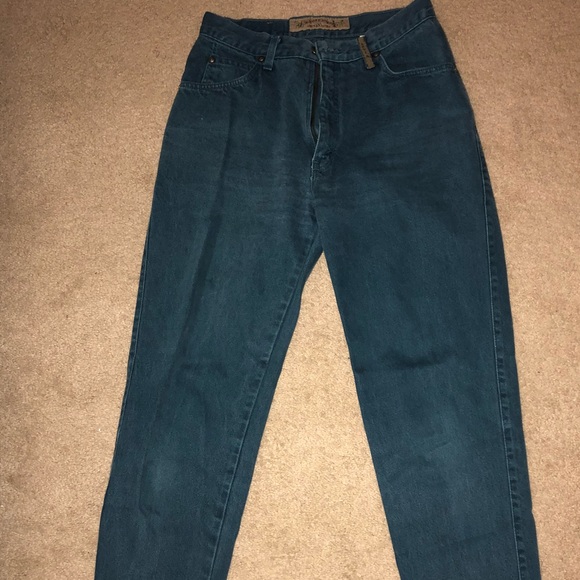 Vintage Levi’s Jeans - Picture 2 of 5